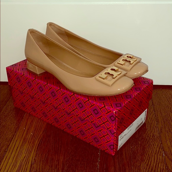 tory burch jill pump